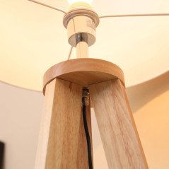 Lampada da Terra Treppiede Legno Design con Paralume E27